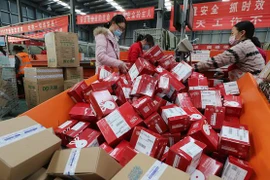 Lại “nóng” bê bối “Văn hóa làm việc 996” của ngành công nghệ Trung Quốc