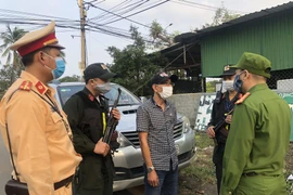 Đưa người nhập cảnh trái phép vào Việt Nam có thể bị xử lý hình sự