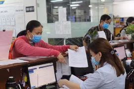 Đề xuất giảm một nửa mức tiền được hưởng nếu rút BHXH một lần: Quá thiệt cho người lao động!