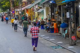 Hà Nội đẩy mạnh phục hồi sản xuất nhưng không buông lỏng kiểm soát dịch bệnh 