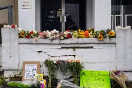 Hồi chuông báo động về bạo lực với người Mỹ gốc Á 