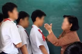 Giáo viên xúc phạm danh dự học sinh bị xử lý thế nào?