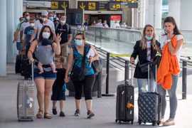 Châu Âu bị chia rẽ về bảo vệ biên giới trước biến thể Covid-19 Delta 