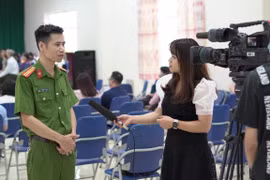 Đằng sau sự tôn vinh những giải thưởng nghề nghiệp cao quý