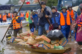 Gian dối chiếm đoạt tiền từ thiện có thể bị phạt tù chung thân