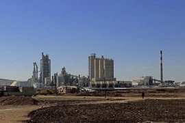 Bí mật phía sau nhà máy xi măng bị cáo buộc giao dịch với IS ở Syria 