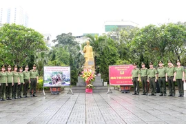 Cụm thi đua số 5 - CATP Hà Nội: Trồng cây đời đời nhớ ơn Chủ tịch Hồ Chí Minh