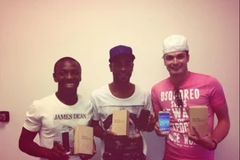 Ashley Cole bị điều tra vì tình nghi vi phạm luật quảng cáo