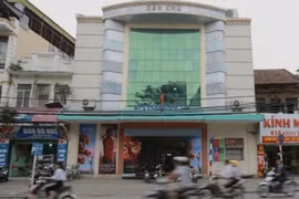 Thua lỗ, rạp Dân Chủ muốn đổi mô hình kinh doanh