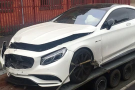 Xe Mercedes của Sterling gây tai nạn, phát hiện chất kích thích ở bên trong