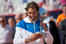 Nadal "bỏ túi" chức vô địch ATP thứ 67 tại Hamburg mở rộng
