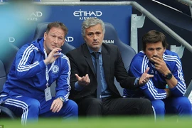 Mourinho nói gì sau thảm bại 0-3 trước Manchester City