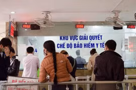 Thông tuyến BHYT: Không vì nạn trục lợi quỹ mà… bàn lùi