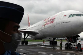 Hy hữu: 2 phi công ngủ quên 28 phút trên máy bay chở khách của Indonesia