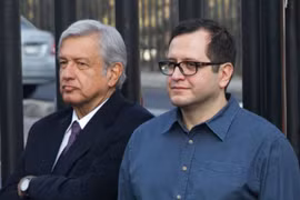 Con trai Tổng thống Mexico ‘tố’ bị công khai số điện thoại lên mạng xã hội