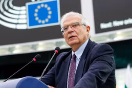 Liên minh châu Âu thông báo vừa chuyển tiền của Nga để hỗ trợ Ukraine 