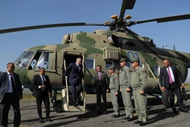 Đến lượt trực thăng chở Thủ tướng Armenia phải hạ cánh khẩn cấp 