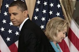 Tổng thống Obama nài nỉ nhưng Hillary Clinton quyết chia tay