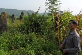 Bí ẩn khu mộ cổ mai táng Quan Mường