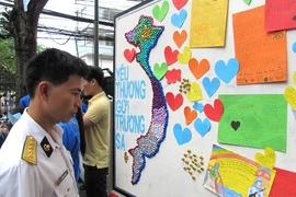 Ngày hội "Sinh viên Thủ đô vì biển đảo quê hương” 