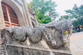 Những điều chưa biết về cặp rồng đá thành bậc ở đền Thượng Cổ Loa vừa trở thành Bảo vật quốc gia 