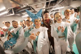 Ra mắt vở diễn “Nụ hôn của biển cả”, bản giao hưởng của pháo hoa và màn trình diễn đỉnh cao