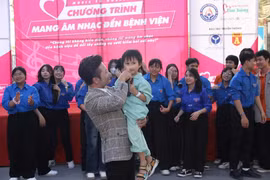 Trở về nơi gợi "nguồn cảm hứng" cho chuỗi chương trình "Mang âm nhạc tới bệnh viện"