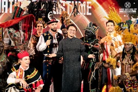 Màn hô vang 'Tôi yêu Việt Nam' của 60 thí sinh Mr World 2024 gây xúc động