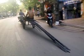 Xử lý nghiêm hành vi "vác lưỡi hái tử thần" nghênh ngang giữa đường phố