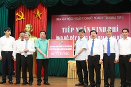 Agribank trao 5 tỷ đồng cho Quỹ "Vì người nghèo" tỉnh Bắc Ninh