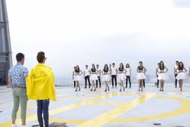 16 thí sinh người mẫu “ngợp” khi tập catwalk ở độ cao 191m