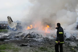 Nepal: Máy bay đâm phải chim, 19 người chết