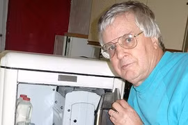 Chiếc tủ lạnh 77 năm vẫn chạy tốt