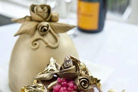 Món bánh tráng miệng xa xỉ nhất thế giới