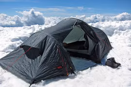 Cắm trại giữa những đám mây