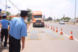 Thanh tra Sở GTVT tỉnh Đồng Nai: Xử lý triệt để xe quá tải, bến không phép 