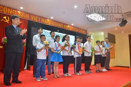 Trao giải cuộc thi "Doraemon với An toàn giao thông"