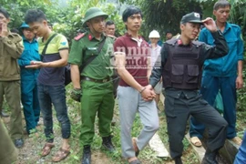 Giết 3 người xong, Tẩn Láo Lở ung dung hút thuốc lào rồi sát hại cháu bé 20 ngày tuổi