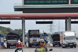 Một ngày thu gần 25 tỷ đồng phí sử dụng đường bộ