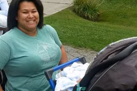 Xe nôi đẩy dành cho người khuyết tật