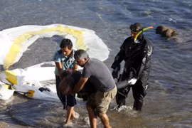 Va chạm tàu tuần tra, 7 người di cư thiệt mạng