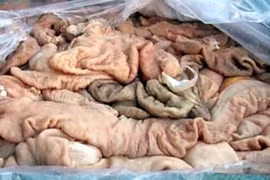 Phát hiện vụ vận chuyển 2 tấn nội tạng bẩn