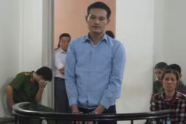 Mất mạng vì xông vào tận trạm y tế chém người bị thương