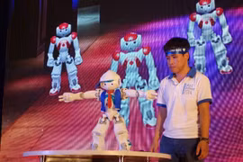 "Đỏ mắt" tìm người "ăn" lương nghìn USD, trong khi hàng trăm nghìn cử nhân thất nghiệp