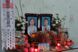 2 chị em bé gái chết đuối thương tâm vì món đồ chơi cũ