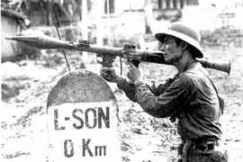 Biết ơn thế hệ đi trước đổ máu đào giữ từng tấc đất của Tổ quốc