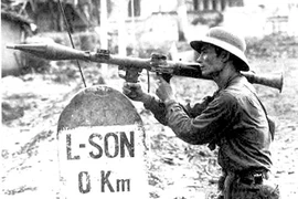 Biết ơn thế hệ đi trước đổ máu đào giữ từng tấc đất của Tổ quốc