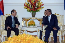 Thủ tướng Hun Sen xuất hiện, đập tan tin đồn đột quỵ