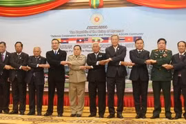 Các Bộ trưởng Quốc phòng ASEAN: Căng thẳng ở biển Đông phải được giải quyết bằng biện pháp hòa bình