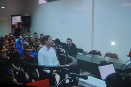 Chưa tuyên án, tiếp tục xét hỏi Dương Chí Dũng và đồng phạm